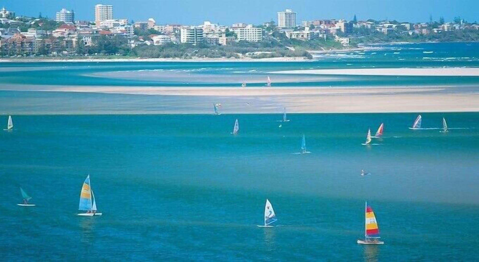 Riviere On Golden Beach Caloundra Exterior photo